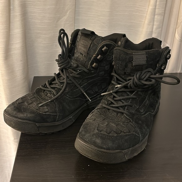 Vans Shoes - Vans Checker Gore-Tex Hiking Boots